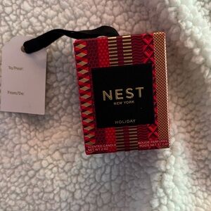 NEST New York Holiday Scented Candle amazing smell